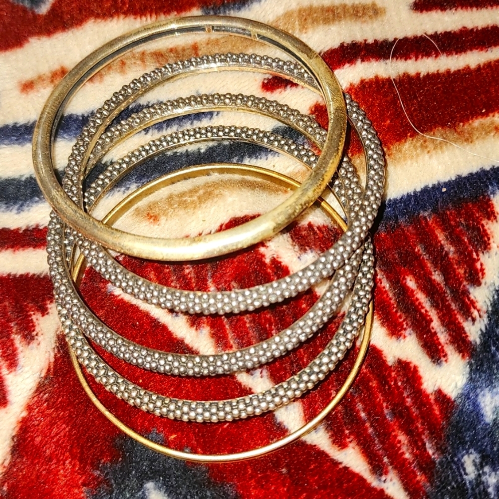 Lagos Bangle Bracelets Size 7 Medium